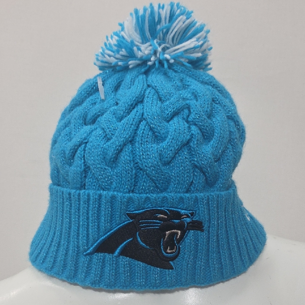 New Era Women's Carolina Panthers  Knit Pom Beanie with Logo